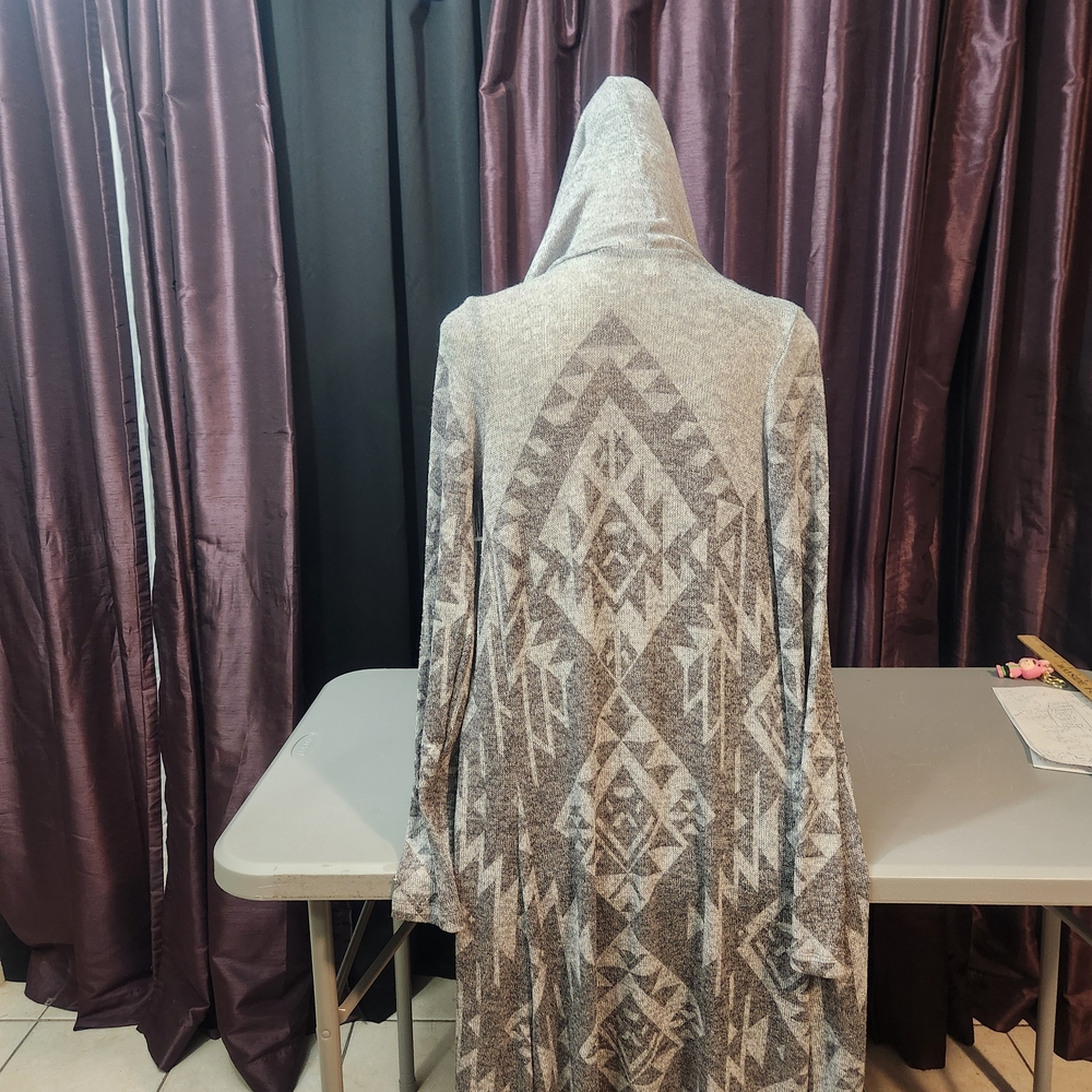 I'm In Love With Derek Aztec Open Front Hooded Cardigan Small Gray - Picture 16 of 16